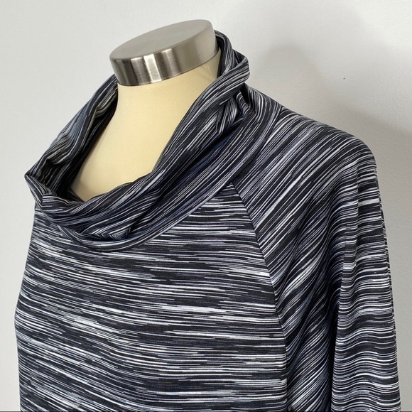 C9 by Champion Cowl Neck Sweatshirt - Picture 3 of 8